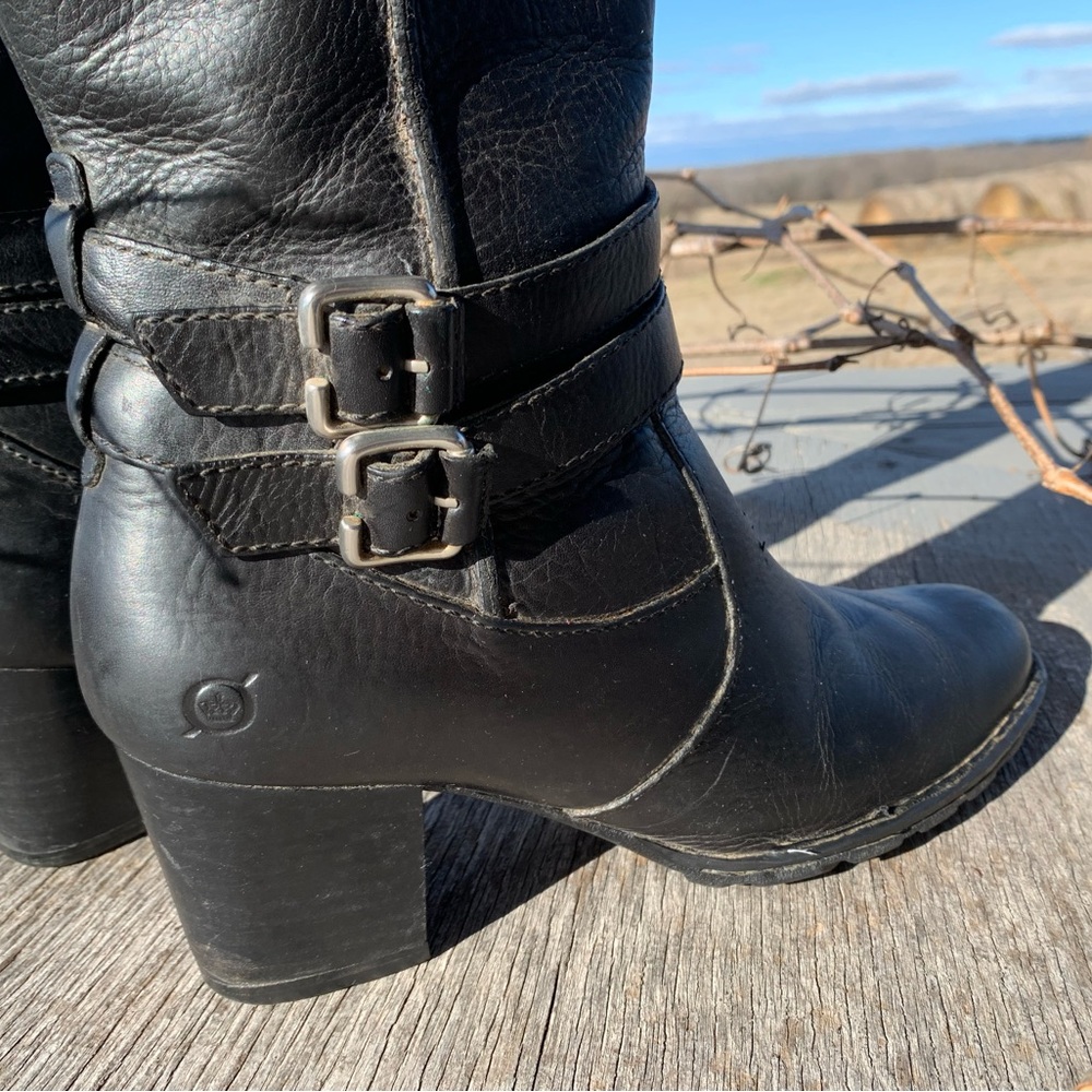 Born Black leather 1.5” stack heeled boot